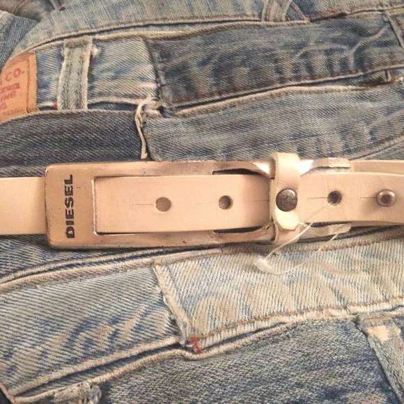 DIESEL WHITE LEATHER BELT WITH LOGO / LOGO BUCKLE - Picture 3 of 7